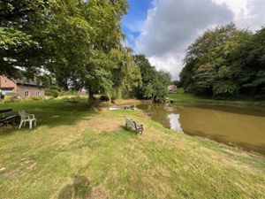 Photo 11- click for photo gallery